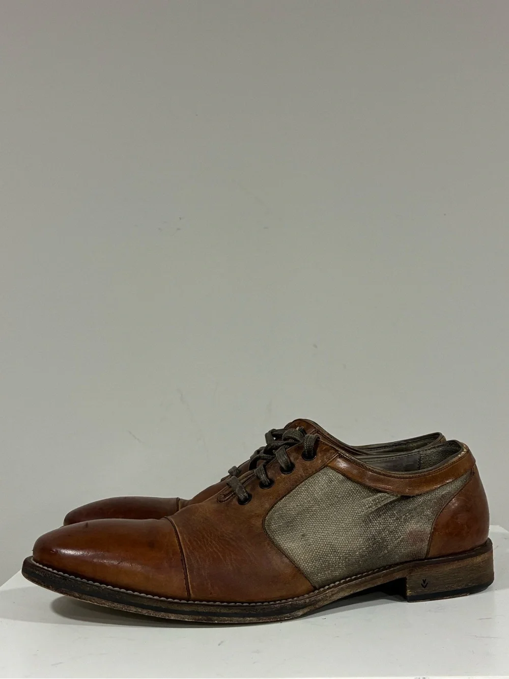 John Varvatos Collection Fleetwood Spring Oxford Size 11 USA 44 EU.